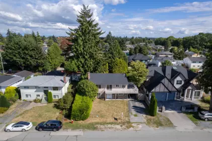 Outdoor Deck Photo of 10080 Aintree Crescent, Richmond, BC