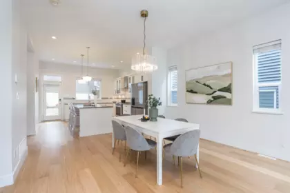 Family Room Photo of 1451 Dayton Street, Coquitlam, BC