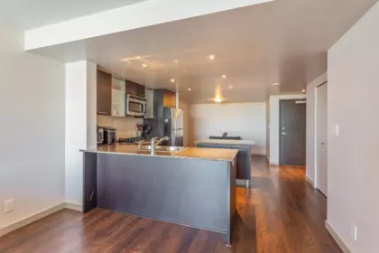 Kitchen Photo of 1709 3111 Corvette Way, Richmond, BC