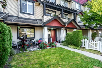 Backyard Photo of 7 7168 179 Street, Surrey, BC