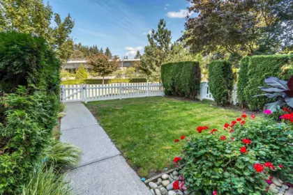 Garden / Landscaping Photo of 7 7168 179 Street, Surrey, BC