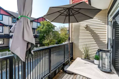 Office / Den Photo of 7 7168 179 Street, Surrey, BC