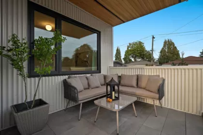 Hot Tub / Spa Photo of 166 E 38th Avenue, Vancouver, BC