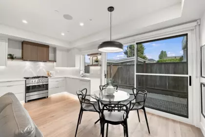 Breakfast Nook Photo of 1135 W 33rd Avenue, Vancouver, BC