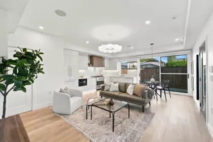 Family Room Photo of 1135 W 33rd Avenue, Vancouver, BC