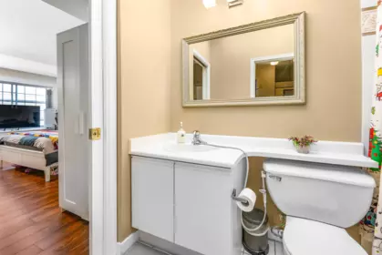 Primary Bathroom Photo of 309 125 W 18th Street, North Vancouver, BC
