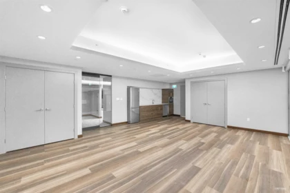 Fitness Center Photo Near 1106 1500 Martin Street, White Rock, BC