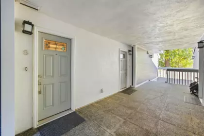 Garden / Landscaping Photo of 8 9151 Forest Grove Drive, Burnaby, BC