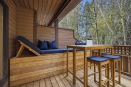 3321 Mountain Highway, North Vancouver, BC
