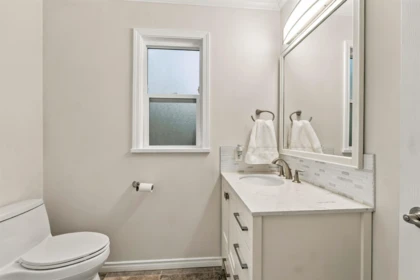 Basement Recreation Room Photo of 13150 Alouette Road, Maple Ridge, BC