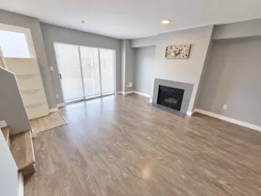 204 2211 No. 4 Road, Richmond, BC, Richmond — Townhouse for sale