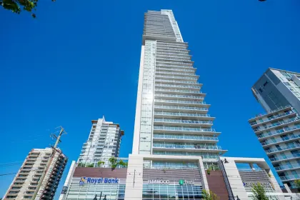 2504 567 Clarke Road, Coquitlam, BC, Coquitlam — Apartment/Condo for sale