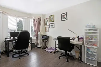 203 46000 First Avenue, Chilliwack, BC, Chilliwack — Apartment/Condo for sale