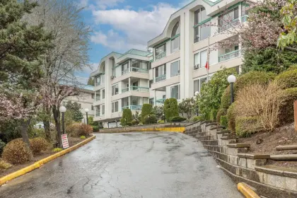 205 33030 George Ferguson Way, Abbotsford, BC, Abbotsford — Apartment/Condo for sale