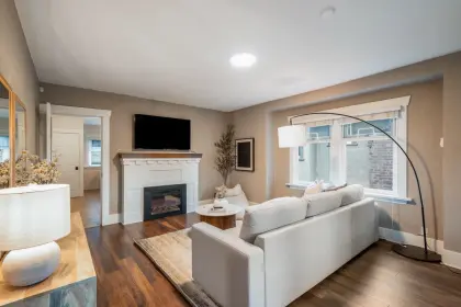 681 W 17th Avenue, Vancouver, BC, Vancouver — Single Family Residence for sale