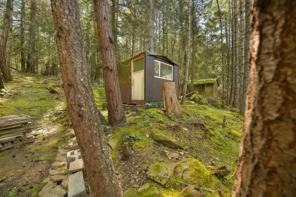 304 Mariners Way, Mayne Island, BC, Mayne island — Land for sale