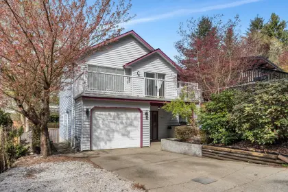 33117 Hill Avenue, Mission, BC, Mission — Single Family Residence for sale