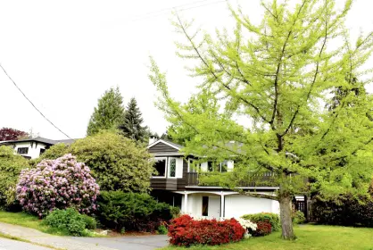 884 E 16th Street, North Vancouver, BC, North vancouver — Single Family Residence for sale