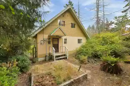 223 Mariners Way, Mayne Island, BC, Mayne Island — Single Family Residence for sale