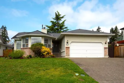 1023 165 Street, Surrey, BC, Surrey — Single Family Residence for sale
