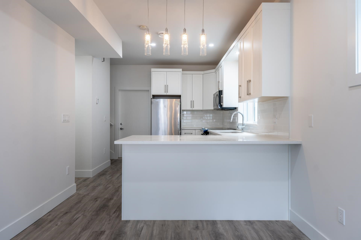 Kitchen Photo of 23 750 Hot Springs Road, Harrison Hot Springs, BC