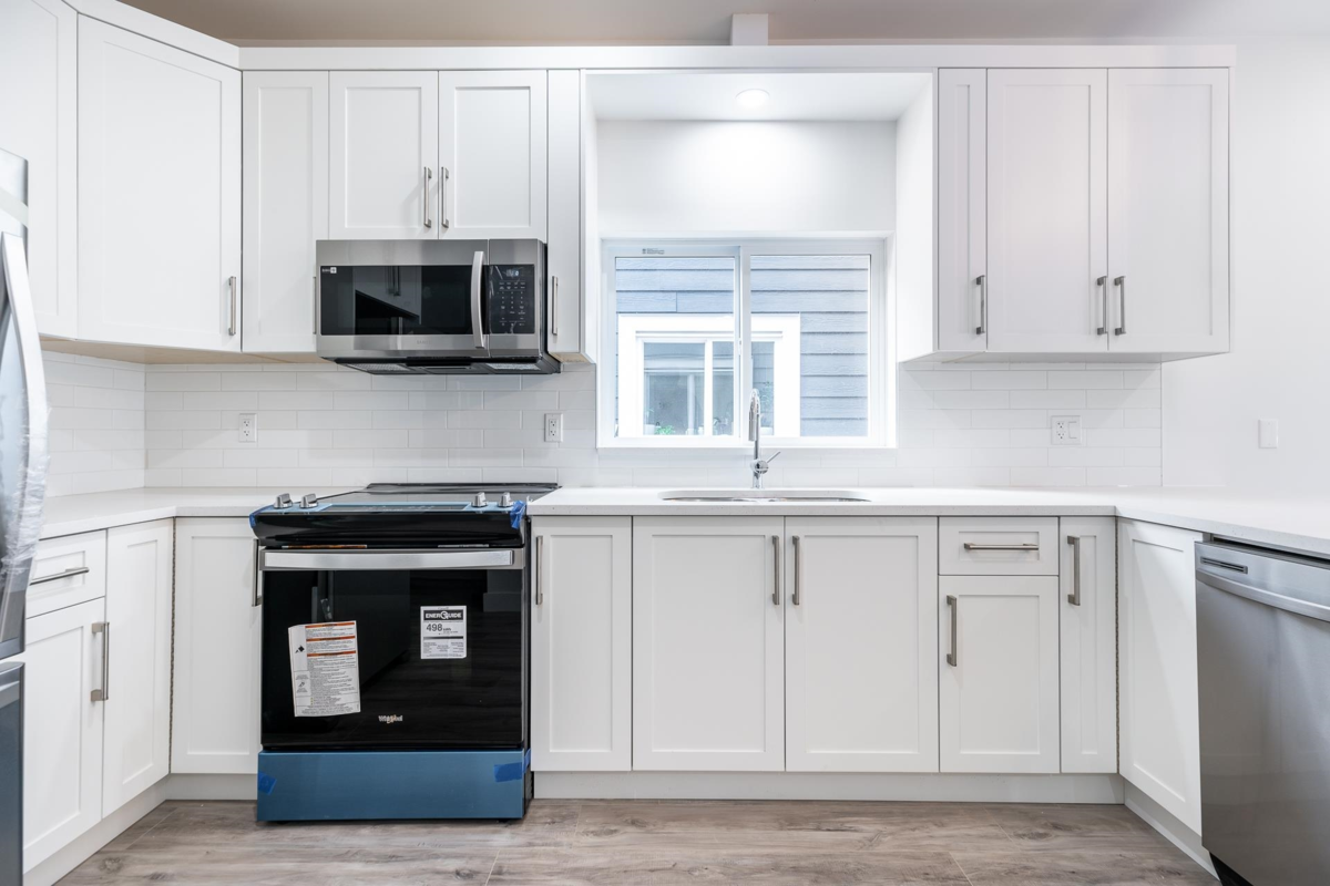 Primary Bedroom Photo of 23 750 Hot Springs Road, Harrison Hot Springs, BC