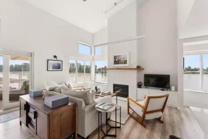 17 2138 E Kent Avenue South, Vancouver, BC, Vancouver — Apartment/Condo for sale