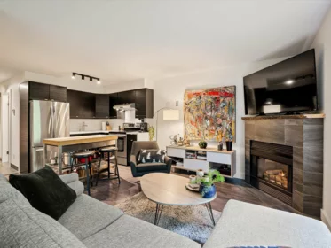 111 3070 Hillcrest Drive, Whistler, BC, Whistler — Townhouse for sale