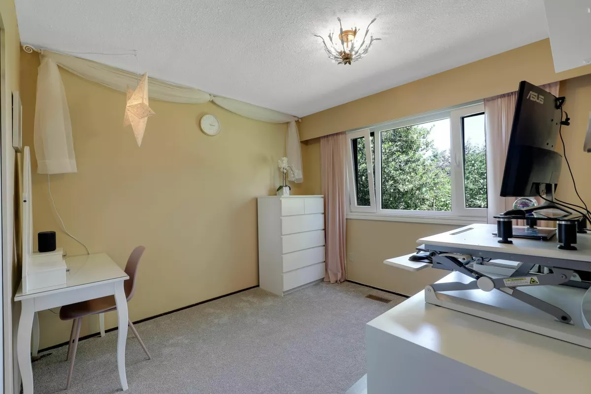 Basement Recreation Room Photo of 567 Tralee Place, Delta, BC