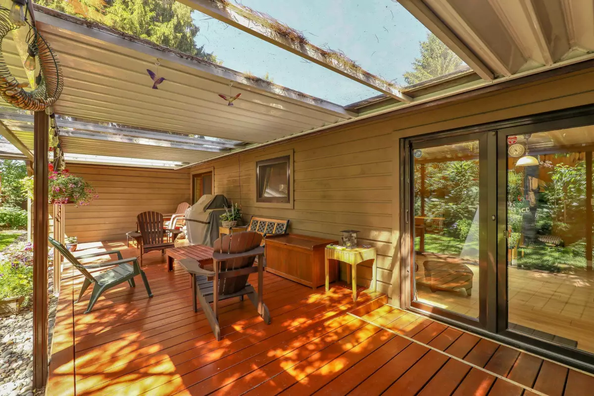 Staircase Photo of 567 Tralee Place, Delta, BC