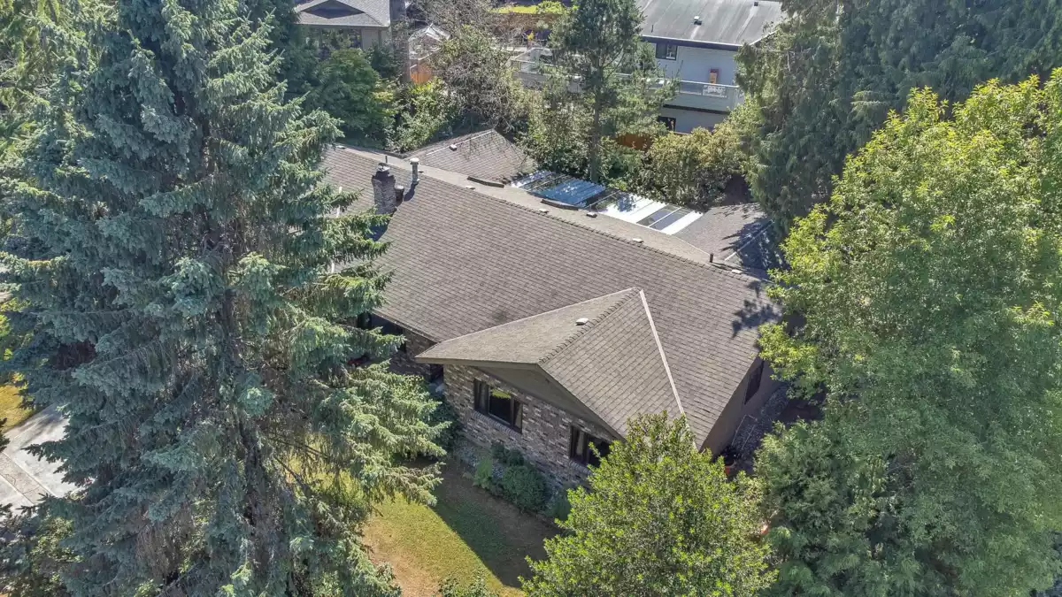 Swimming Pool Photo of 567 Tralee Place, Delta, BC