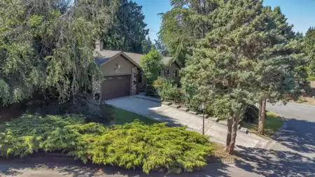 567 Tralee Place, Delta, BC, Delta — Single Family Residence for sale