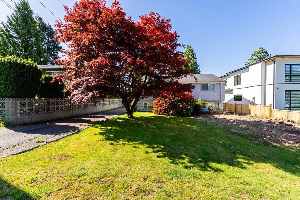 Family Room Photo of 614 Chapman Avenue, Coquitlam, BC