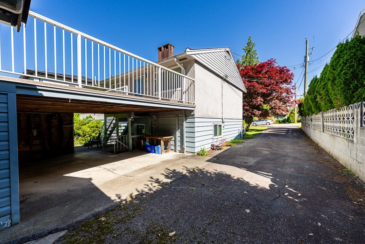 Garage Interior Photo of 614 Chapman Avenue, Coquitlam, BC