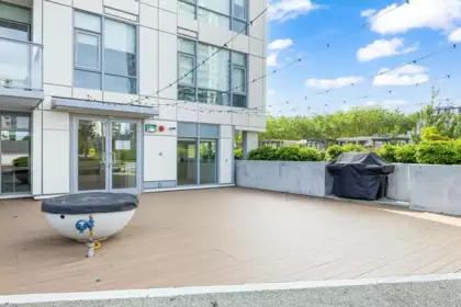 Outdoor Patio Photo of 801 618 Carnarvon Street, New Westminster, BC