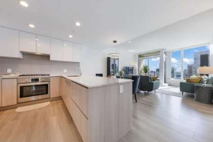 Kitchen Photo of 801 618 Carnarvon Street, New Westminster, BC
