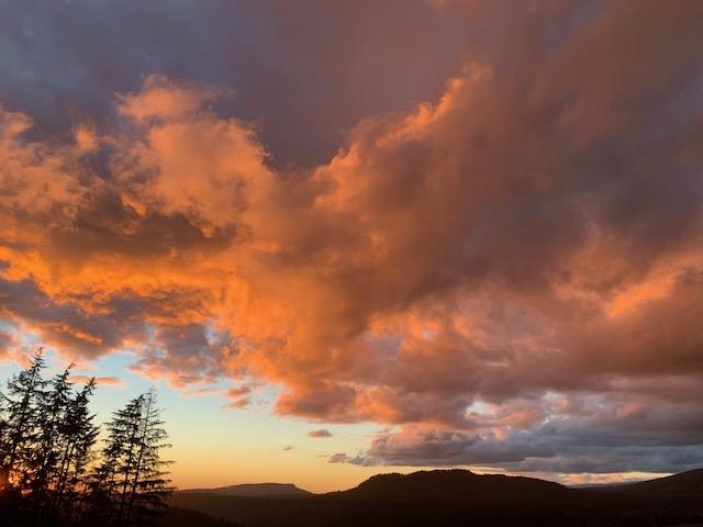 Breakfast Nook Photo of 11082 Greenwood Drive, Mission, BC
