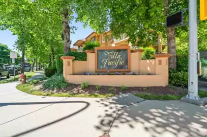 208 15185 22 Avenue, Surrey, BC, Surrey — Apartment/Condo for sale