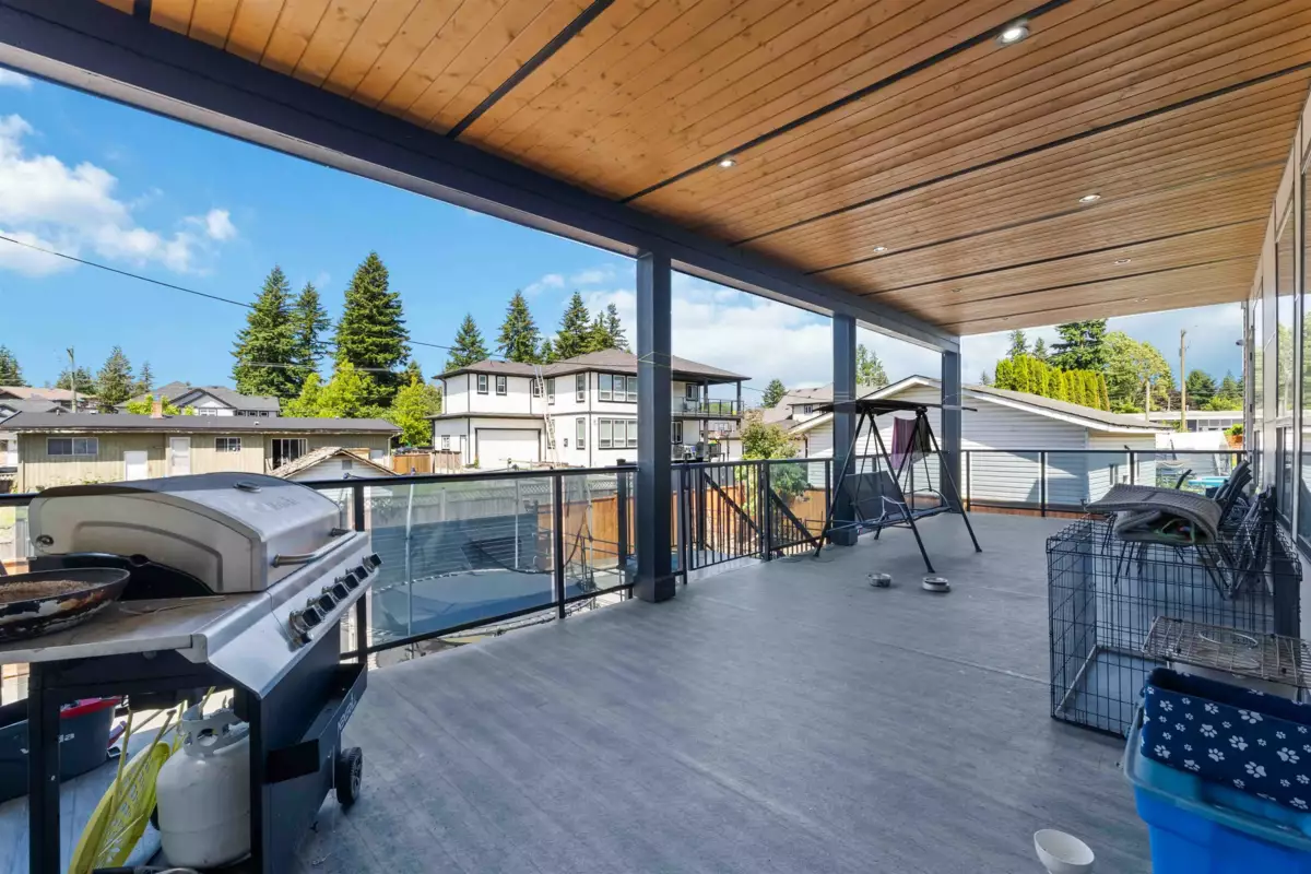 Aerial View of 32235 Pineview Avenue, Abbotsford, BC