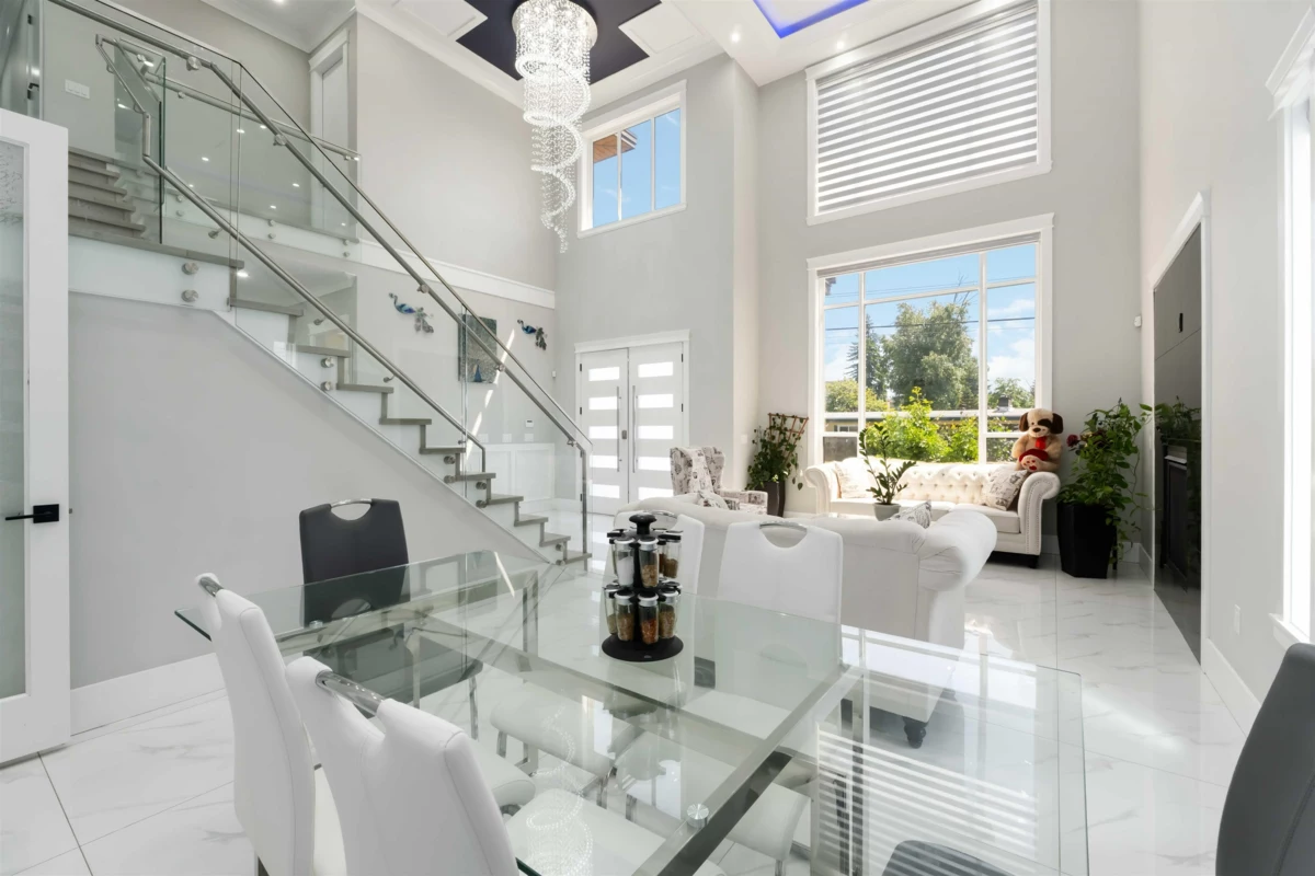 Breakfast Nook Photo of 32235 Pineview Avenue, Abbotsford, BC