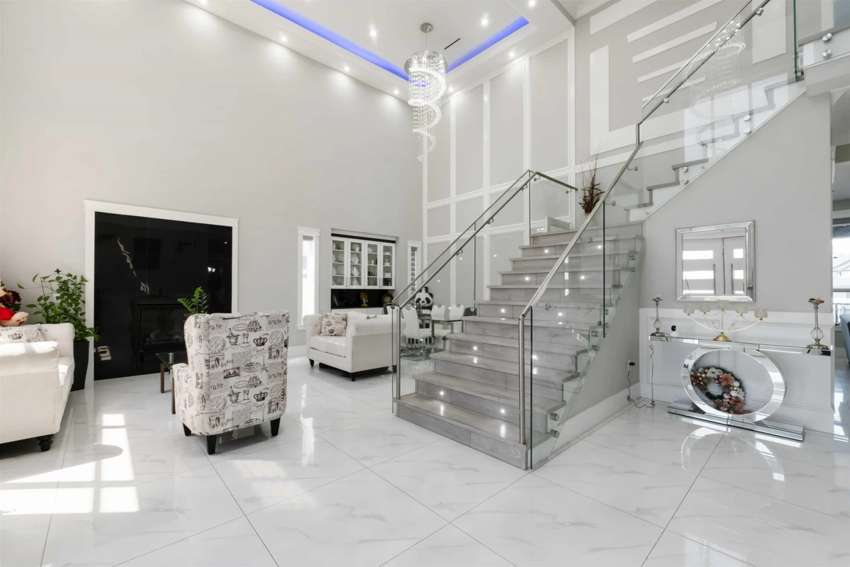 Dining Area Photo of 32235 Pineview Avenue, Abbotsford, BC