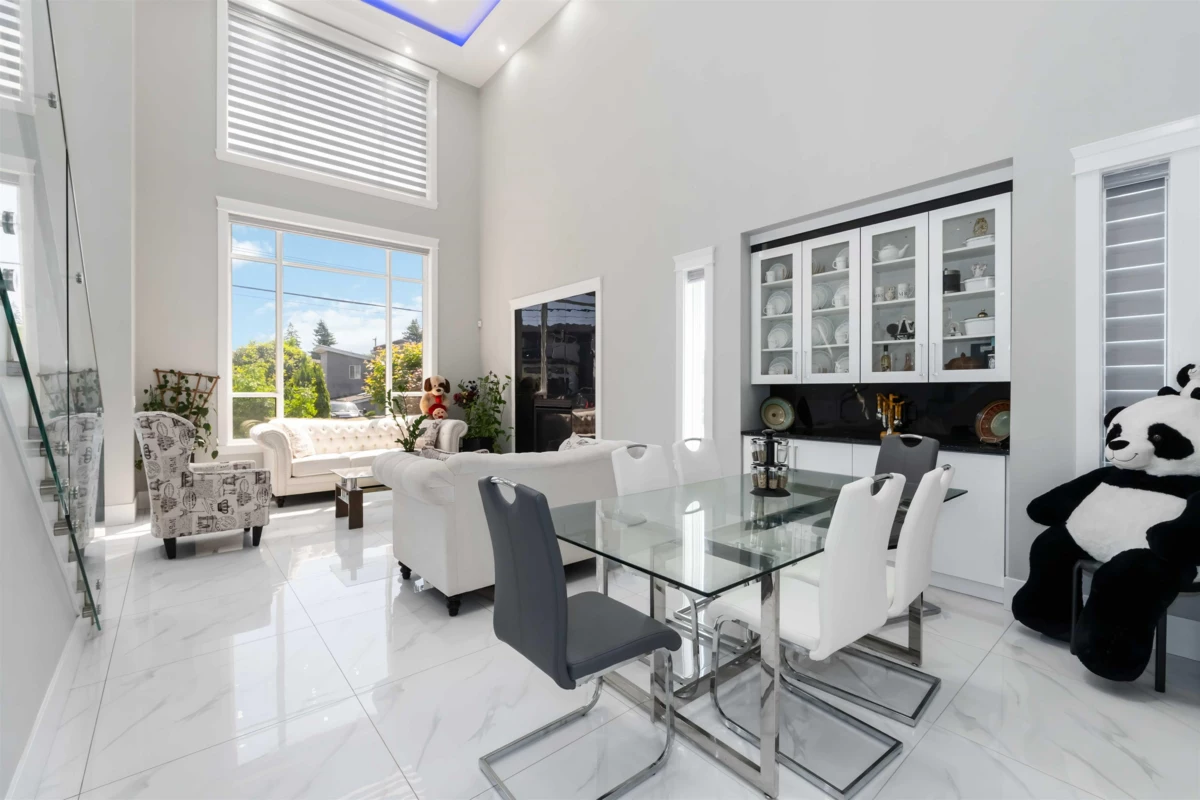 Pantry Photo of 32235 Pineview Avenue, Abbotsford, BC