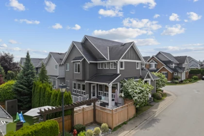 35 7891 211 Street, Langley, BC, Langley — Single Family Residence for sale