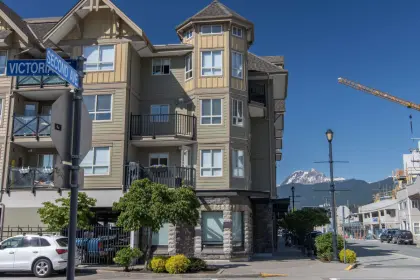 101 38003 Second Avenue, Squamish, BC, Squamish — Apartment/Condo for sale
