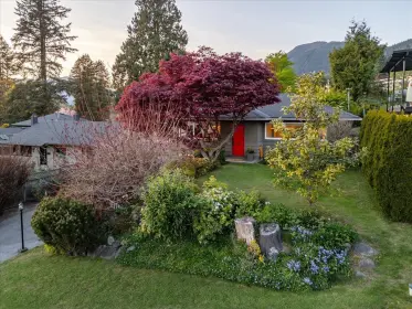 268 Holyrood Road, North Vancouver, BC, North vancouver — Single Family Residence for sale
