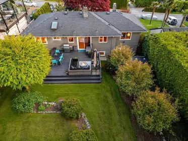 268 Holyrood Road, North Vancouver, BC, North vancouver — Single Family Residence for sale