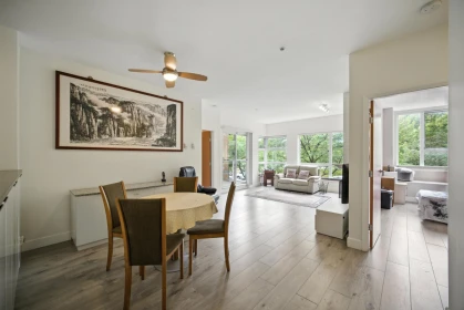 205 6198 Ash Street, Vancouver, BC, Vancouver — Apartment/Condo for sale