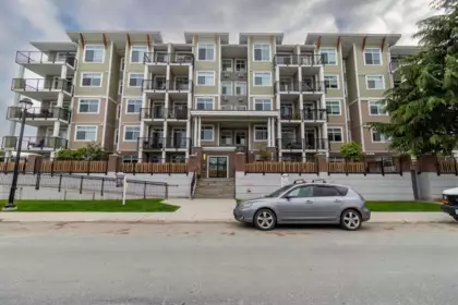 217 20696 Eastleigh Crescent, Langley, BC, Langley — Apartment/Condo for sale