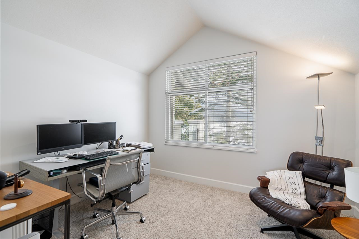 Bedroom 3 Photo of 10 5130 Ashfeild Road, West Vancouver, BC