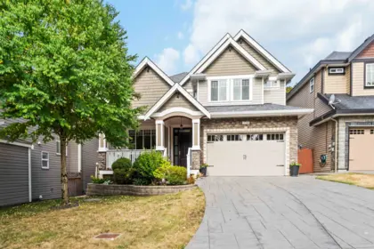 17745 68 Avenue, Surrey, BC, Surrey — Single Family Residence for sale